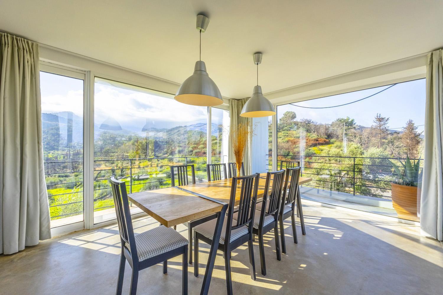Villa Voukithro